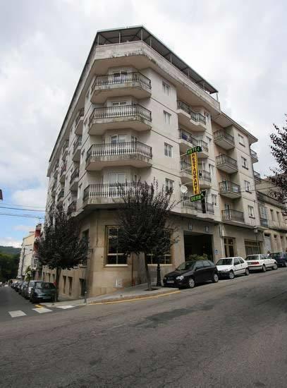 Hotel Restaurante Derby Carballino Dış mekan fotoğraf
