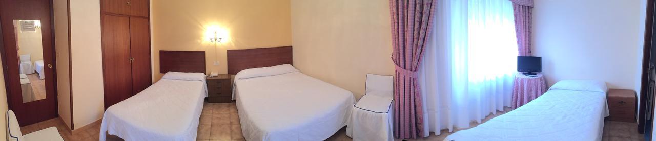 Hotel Restaurante Derby Carballino Dış mekan fotoğraf