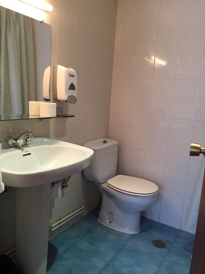 Hotel Restaurante Derby Carballino Dış mekan fotoğraf