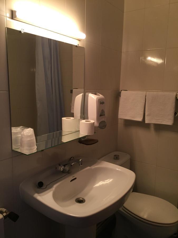 Hotel Restaurante Derby Carballino Dış mekan fotoğraf